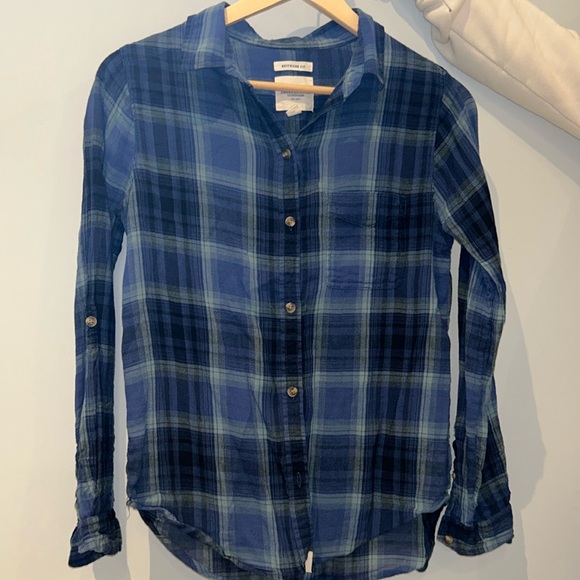 American Eagle Boyfriend Fit Flannel - Picture 1 of 3